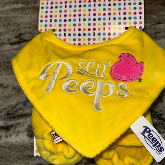 PEEPS Baby Duck Chick YELLOW Set w/ Baby Hat, Bib, Booties & Teether NEW Easter - Picture 3 of 6